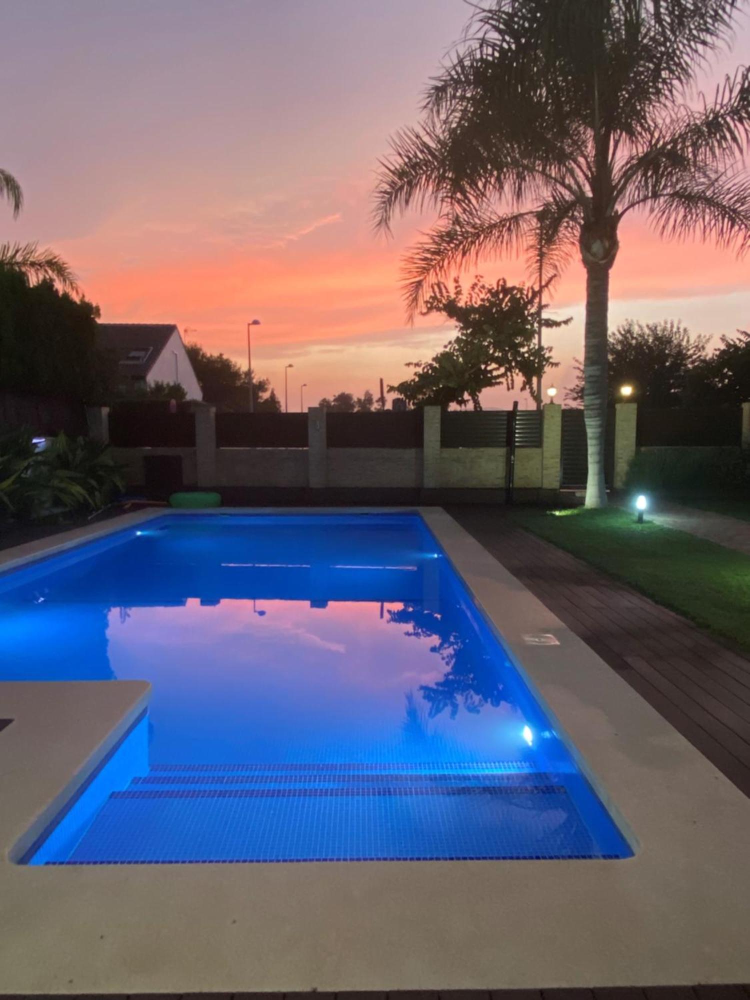 Casa Junto Al Mar Con Jardin Villa Sagunto Exterior foto